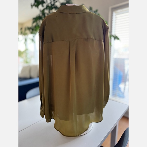 T Tahari Satin-Finish Button-Down Blouse – Pea Green – XL (NWT see note) - Picture 2 of 7